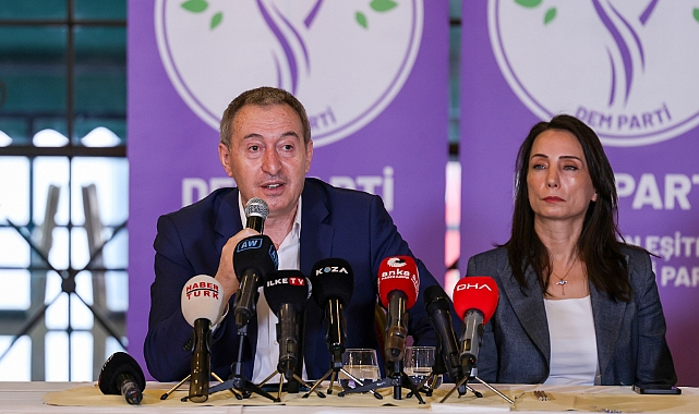 DEM Parti'li Bakırhan: Demokratik toplum süreci, 86 milyon için çok önemli bir kazanım sağlayacak