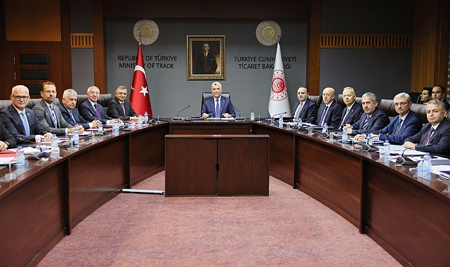 Bakan Bolat: Otomotiv sektörünün temsilcileriyle bir araya geldi