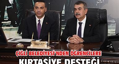 Çiğli Belediyesi’nden Öğrencilere Kırtasiye Desteği