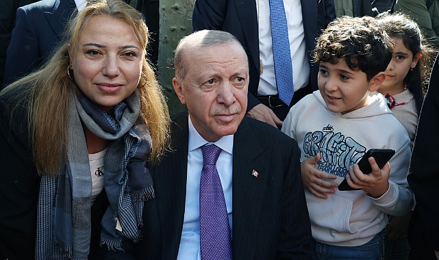 Cumhurbaşkanı Erdoğan, AileFest etkinlik alanını ziyaret etti