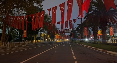 İstanbul'da 29 Ekim Cumhuriyet Bayramı nedeniyle bazı yollar trafiğe kapatıldı