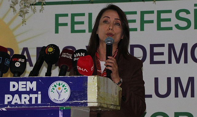 Tülay Hatimoğulları: Çerçeve yasanın hayata geçirilmesi çok önemli