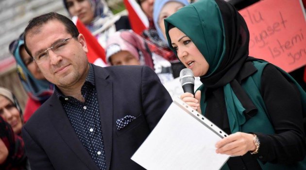 AK Partili Kadınlar'dan 'Kara Leke' Benzetmesi Kemalpaşalı Kadınlar Kılıçlaroğlu'na Tepkili