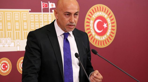 Aksünger: Siyaset yapmak istiyorsa istifa etsin!