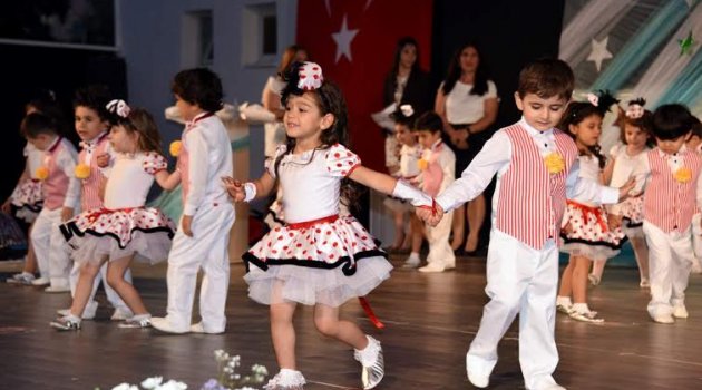 Aliağa Belediyesi Çocuk Evi'nde mezuniyet coşkusu