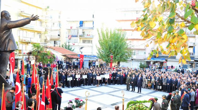 Balçova Ata’yı andı