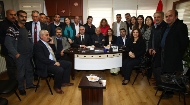 Başkan Karabağ’dan sendikaya tam destek