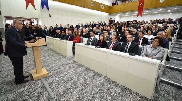 Başkan Kocaoğlu’ndan 2015’e duygusal veda “Bir dilek tutalım”