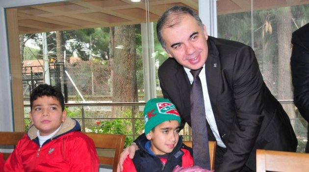 Bayırbucaklı çocuklar gülümsedi