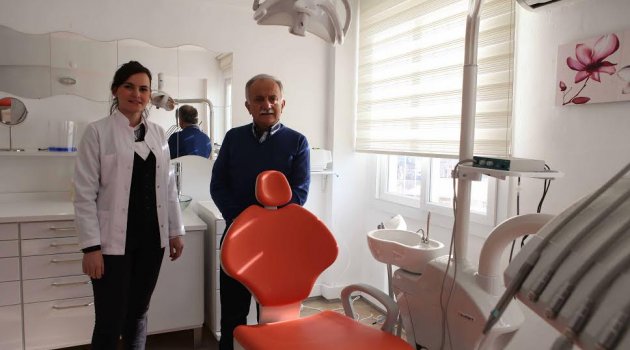 Bayraklı’da 18 bin kişinin “dişine” tedavi!