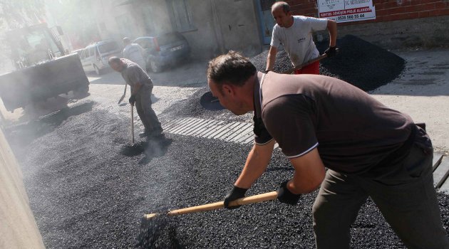 Bayraklı’da asfalt harekatı!
