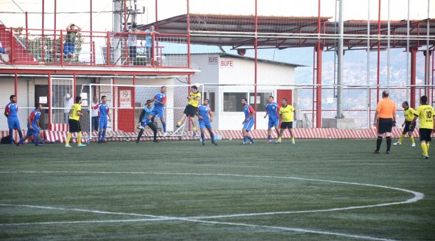 Bayraklı’da dernekler turnuvada buluşuyor
