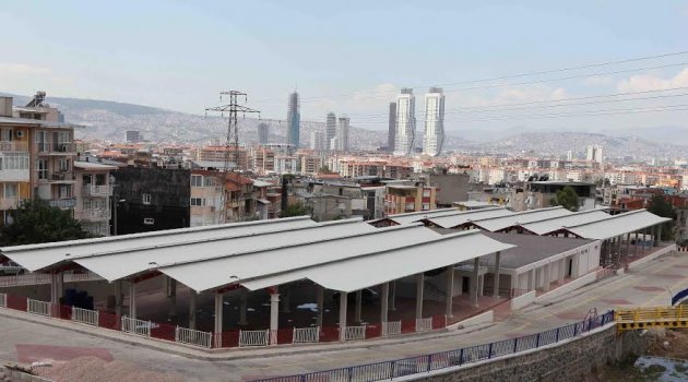 Bayraklı’da dev pazar yeri açılıyor