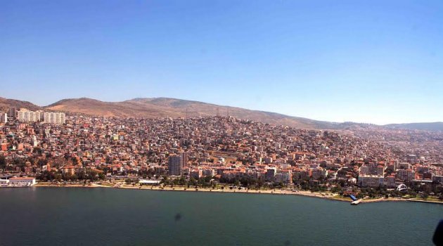 Bayraklı’nın gençleri tarih yazmaya devam ediyor!