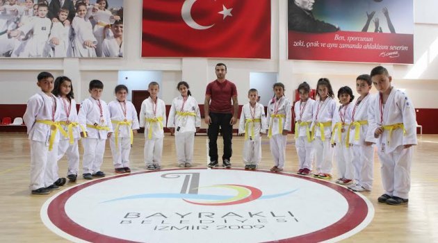 Bayraklılı minik judoculardan büyük başarı