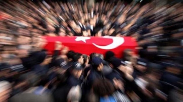 Bombanın pimi yeleğe takıldı