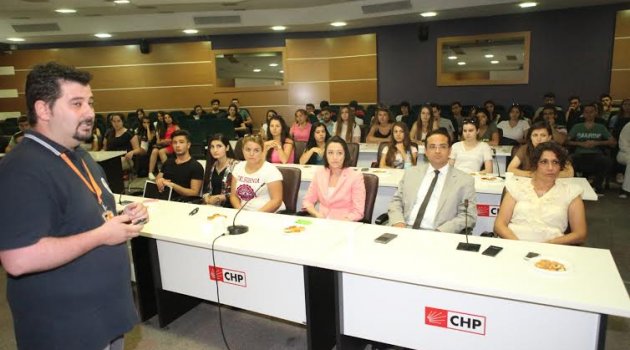 Bornova Belediyesi’nde ‘genç bakış’