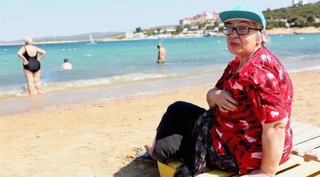 Bornova Belediyesi’nden huzurevi sakinlerine deniz gezmesi