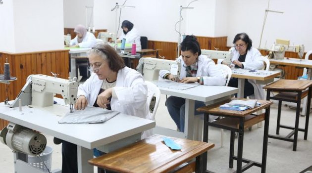 Bornova Belediyesi’nden kadınlara iş garantili kurs