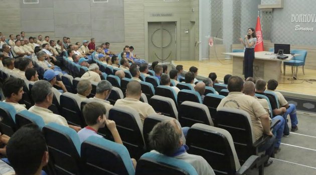 Bornova’da belediye çalışanlarına özel eğitimler