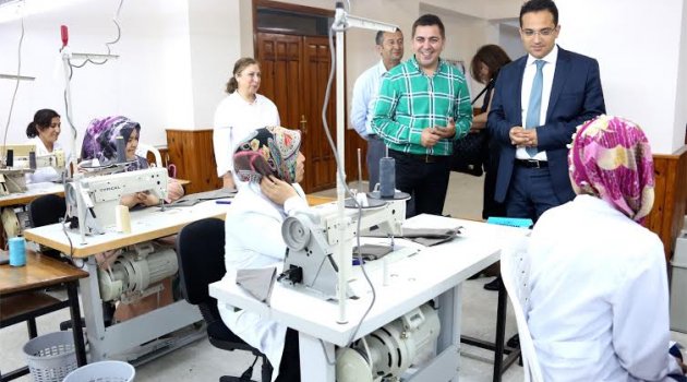 Bornova’da kadınlara iş garantili meslek edindirme kursu
