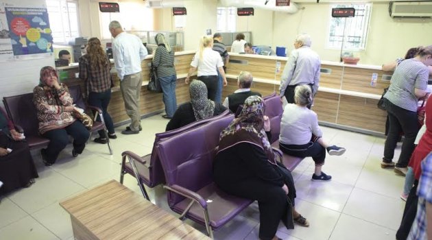Bornova’da vatandaşa vergi ödeme kolaylığı