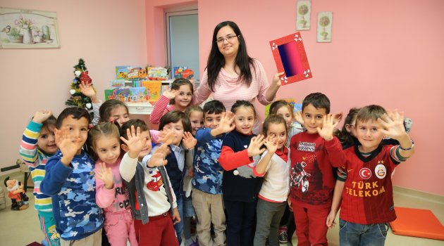 Buca’nın pırlantaları ile gönüllü annelerin buluşma noktası