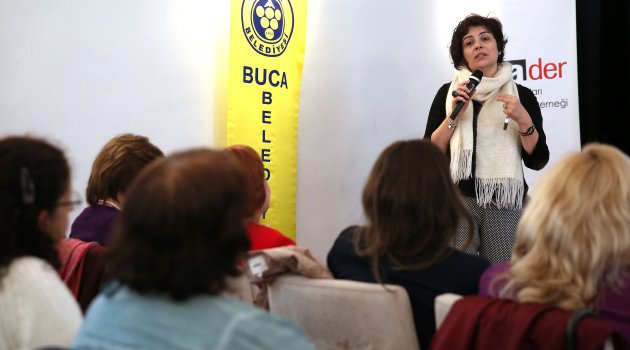 Bucalı kadınlar yurttaşlık eğitimine başladı