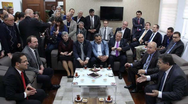 CHP Genel Sekreteri Sındır’dan Bornova Belediyesi’ne ziyaret