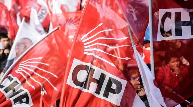 CHP İzmir’den bayrak harekatı!