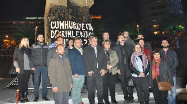 CHP İzmir'den 'Ata'ya sevgi nöbeti'