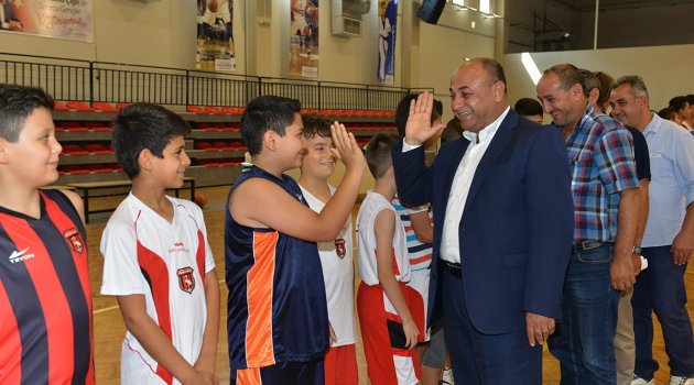 Çiğli’de Yaz Spor Okulları Heyecanı devam ediyor