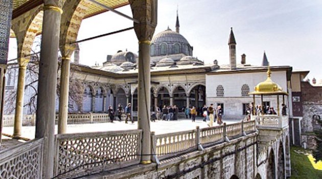 Çökme sırası sarayda mı?