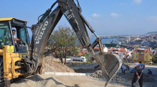 Dikili Belediyesi çözüm üretmeye devam ediyor