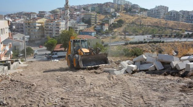 Dikili ilçesi bir dertten daha kurtuldu