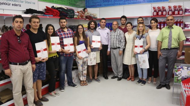 Dost Market’te gıda ve ayakkabıdan sonra giysi reyonu da açıldı