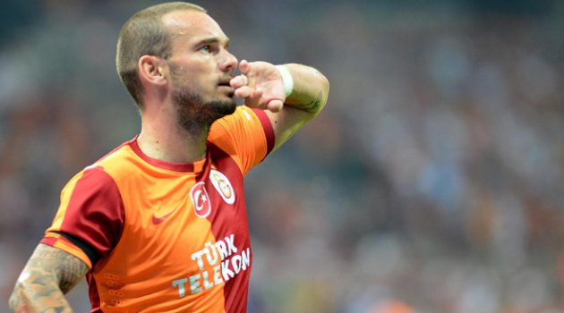 Dursun Özbek'ten Sneijder'e ceza sinyali