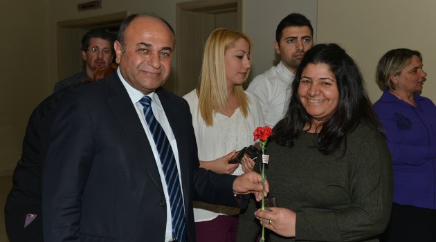 Fabrikada Kadınlar Gününü Kutladı
