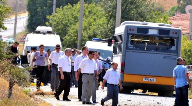 Foça bombacılarına ceza yağdı
