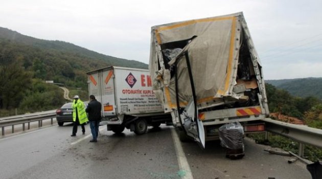 Frenleri tutmayan otobüs 6 aracı biçti