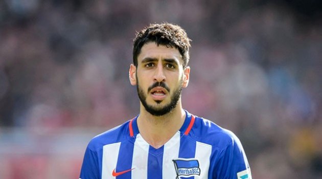 Galatasaray'ın yeni transferi imzayı atıyor!