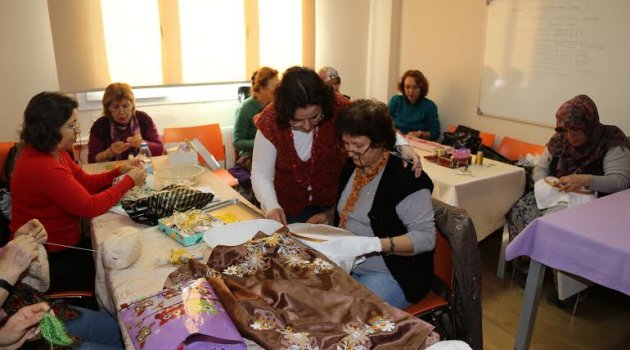 Geleneksel Türk El Sanatları Karabağlar’da