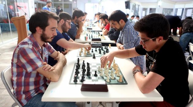 Gençlik Merkezi’nde Satranç Turnavası heyecanı