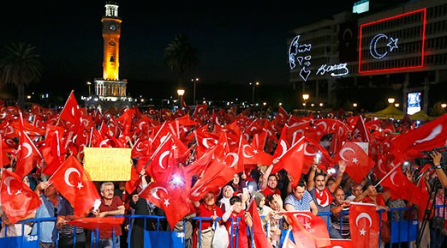 Gurbetçiler 'Demokrasi Nöbeti'nde