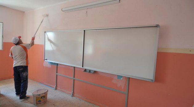 Güzelbahçe'nin okulları güzelleşiyor