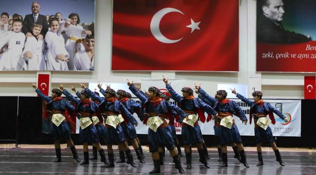 Halk oyunlarından unutulmaz gece