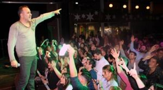 Haluk Levent’ten anlamlı konser