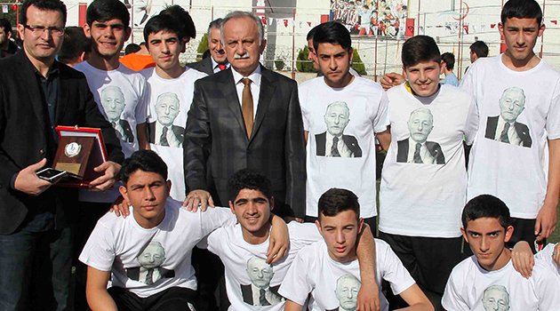 Haydi gençler turnuvaya!