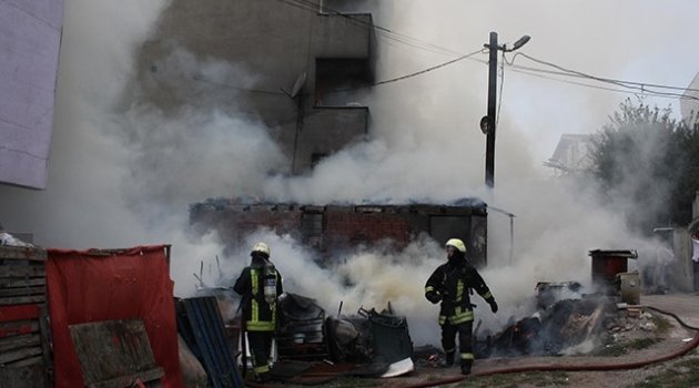 Hurdalıktaki yangın 7 kişinin canına mal oluyordu!