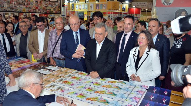 Hüseyin Yurttaş, Foça'yı gururlandırdı